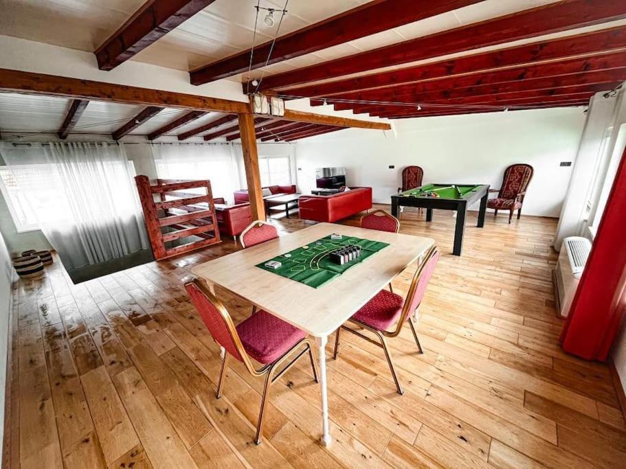 Villa Avec Piscine Interieure Holtzheim Eksteriør bilde