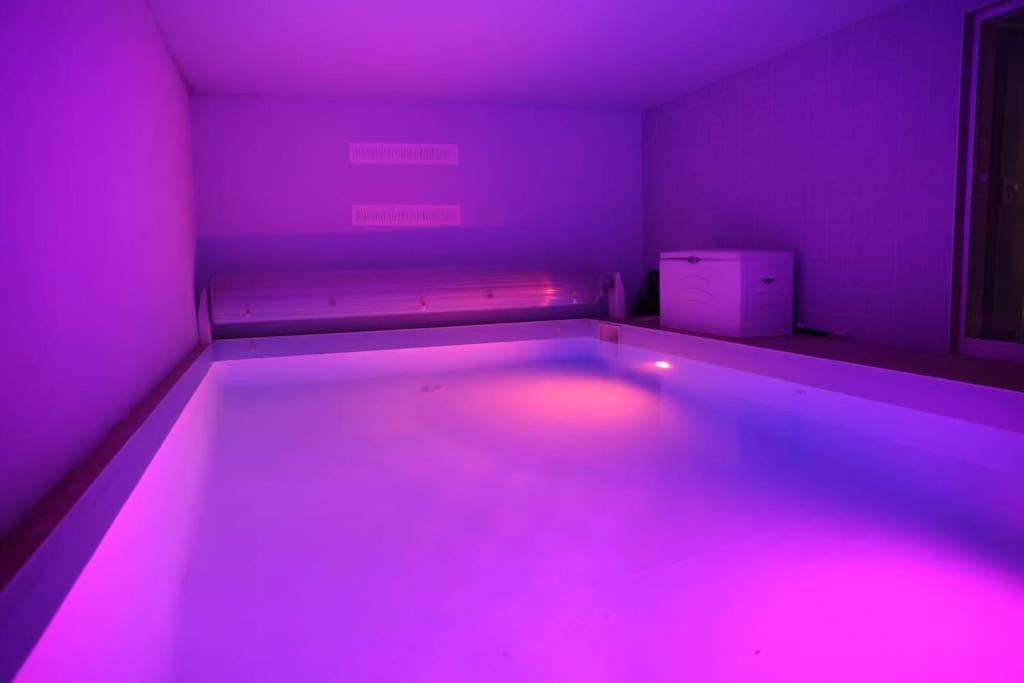 Villa Avec Piscine Interieure Holtzheim Eksteriør bilde